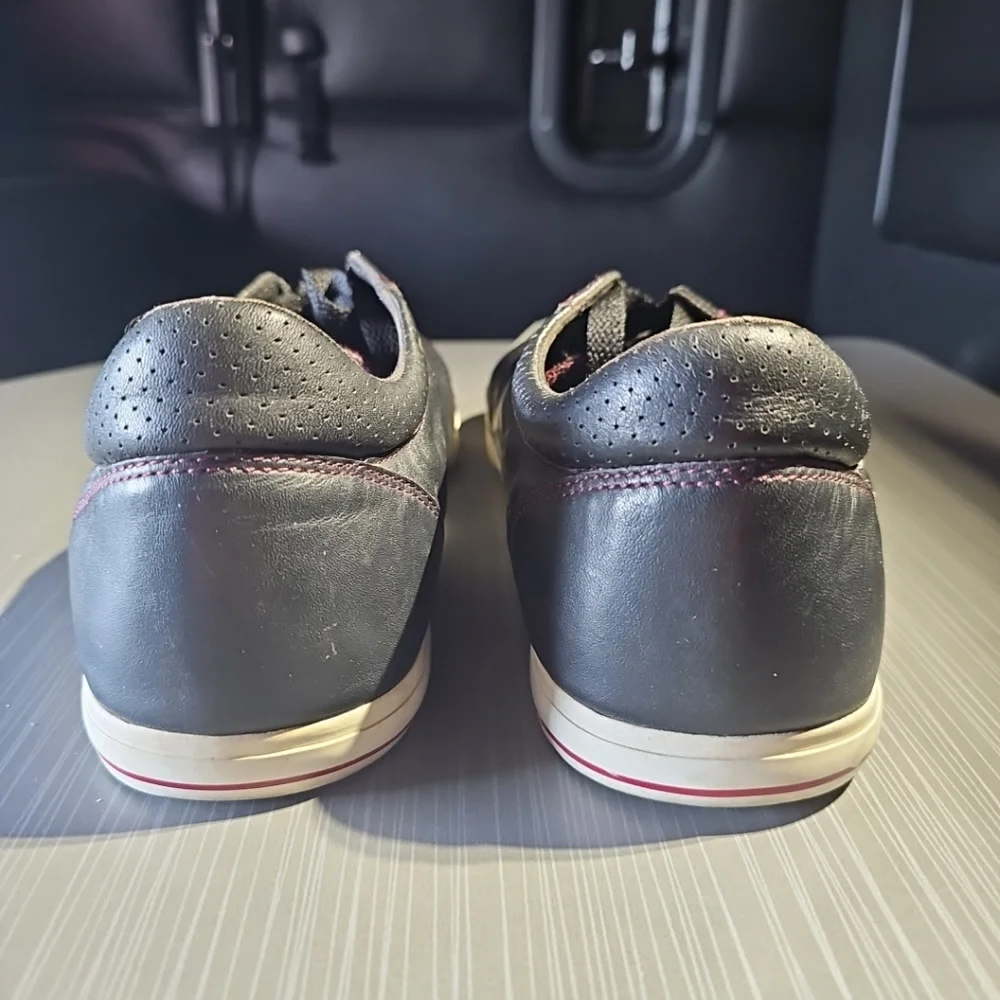 Travis Mathew Croskey Black Leather Golf Shoes Men's 11 Good PreOwned‎ Condition